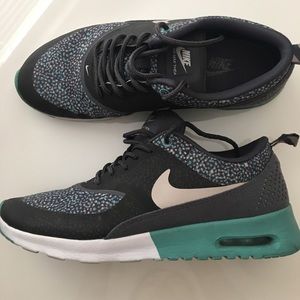 Nike Women’s Air Max Thea Print size 7.5